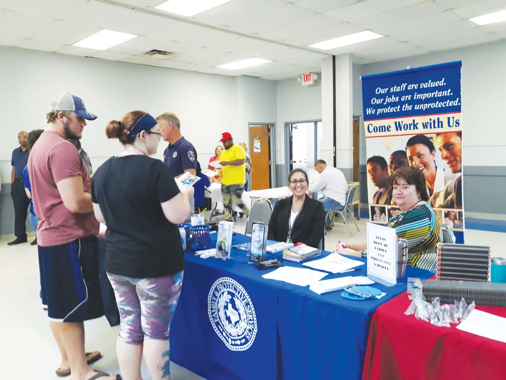 Jacksonville Job Fair draws job seekers